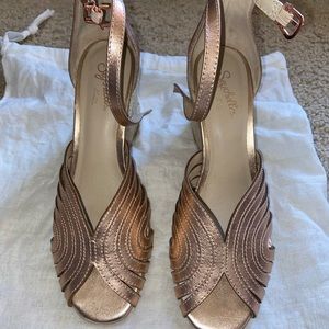 Seychelles Consciousness Sandal.  Size 6.5